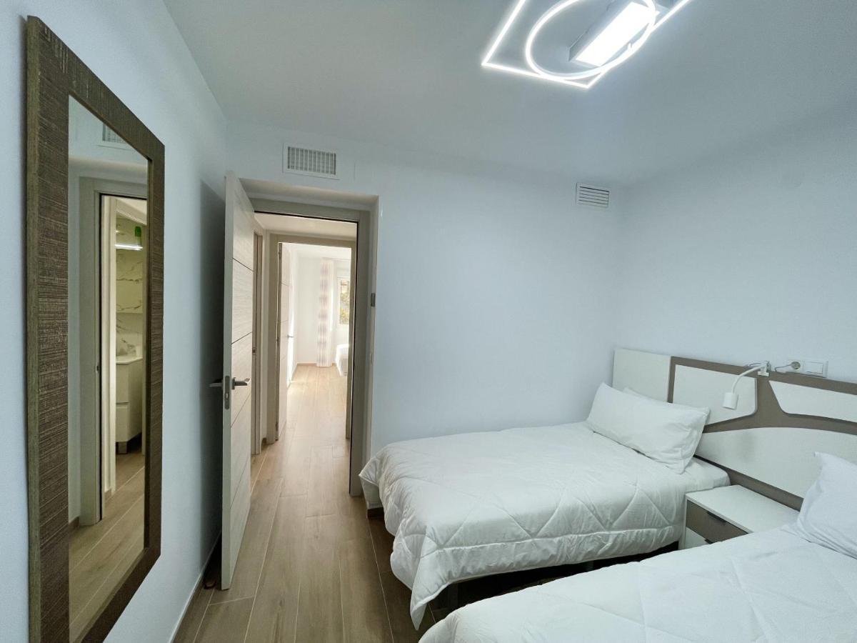Appartamento Deluxe Center Benidorm Esterno foto